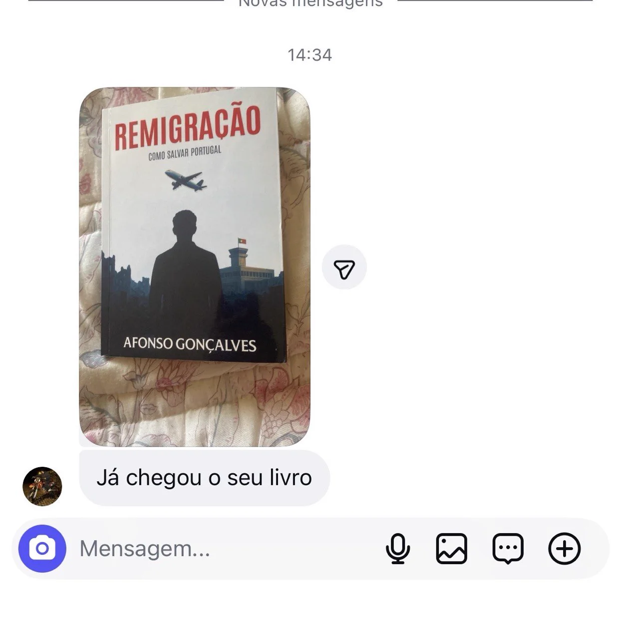 Mensagem de leitor a anunciar a chegada do livro Remigração